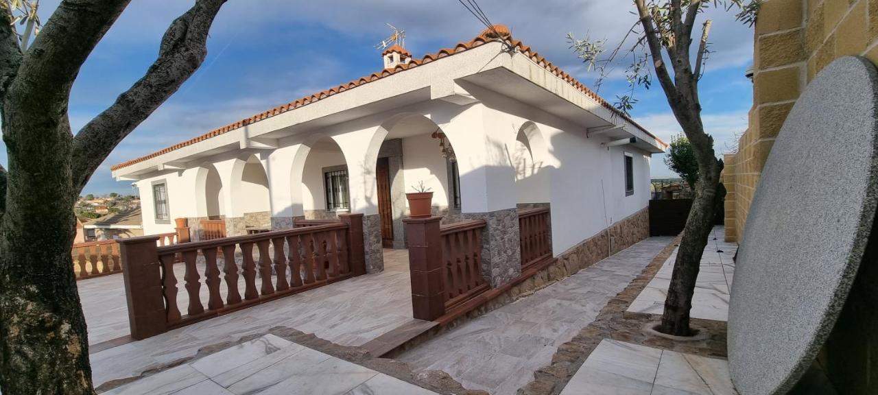 Villa Los Cantos Toledo Exterior foto